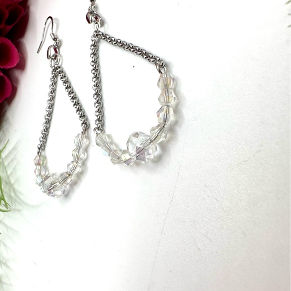 NEW⚜️Aurora Borealis Chain Drop Chandelier Earrings - Picture 4 of 5